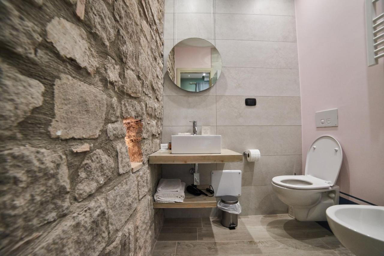 Hotel Al22 Di Piazza Del Gesu Viterbo Exterior foto